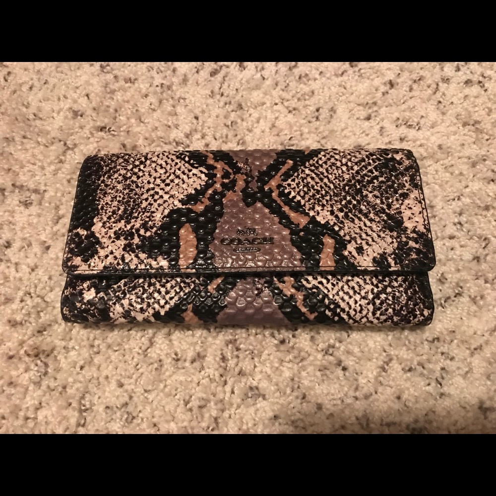 Coach wallet